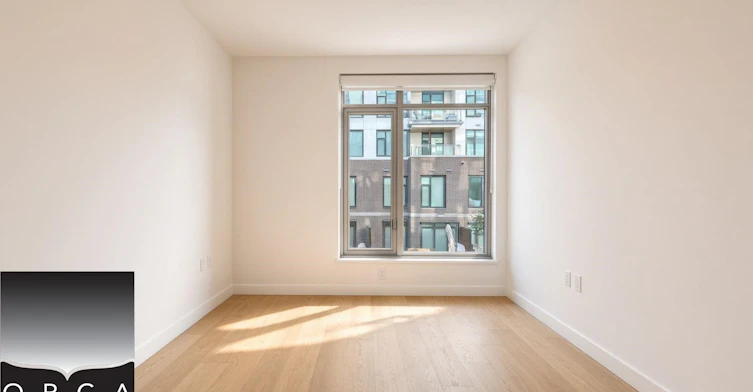 201-777 Harbour Way, North Vancouver, BC, V7P 0G2 - 10