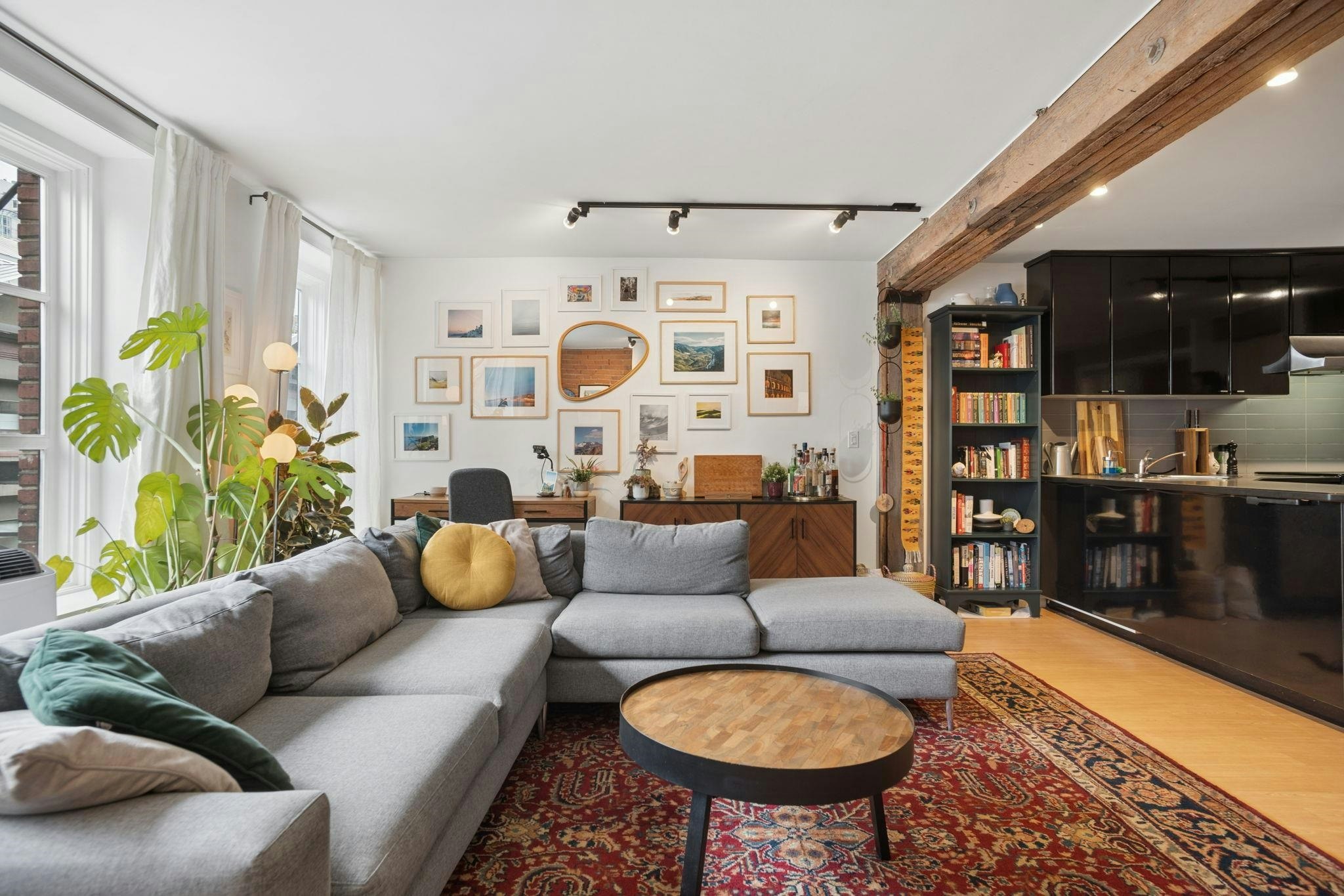 305-1066 Hamilton Street - 5