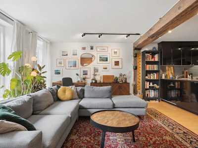 305-1066 Hamilton Street - 5