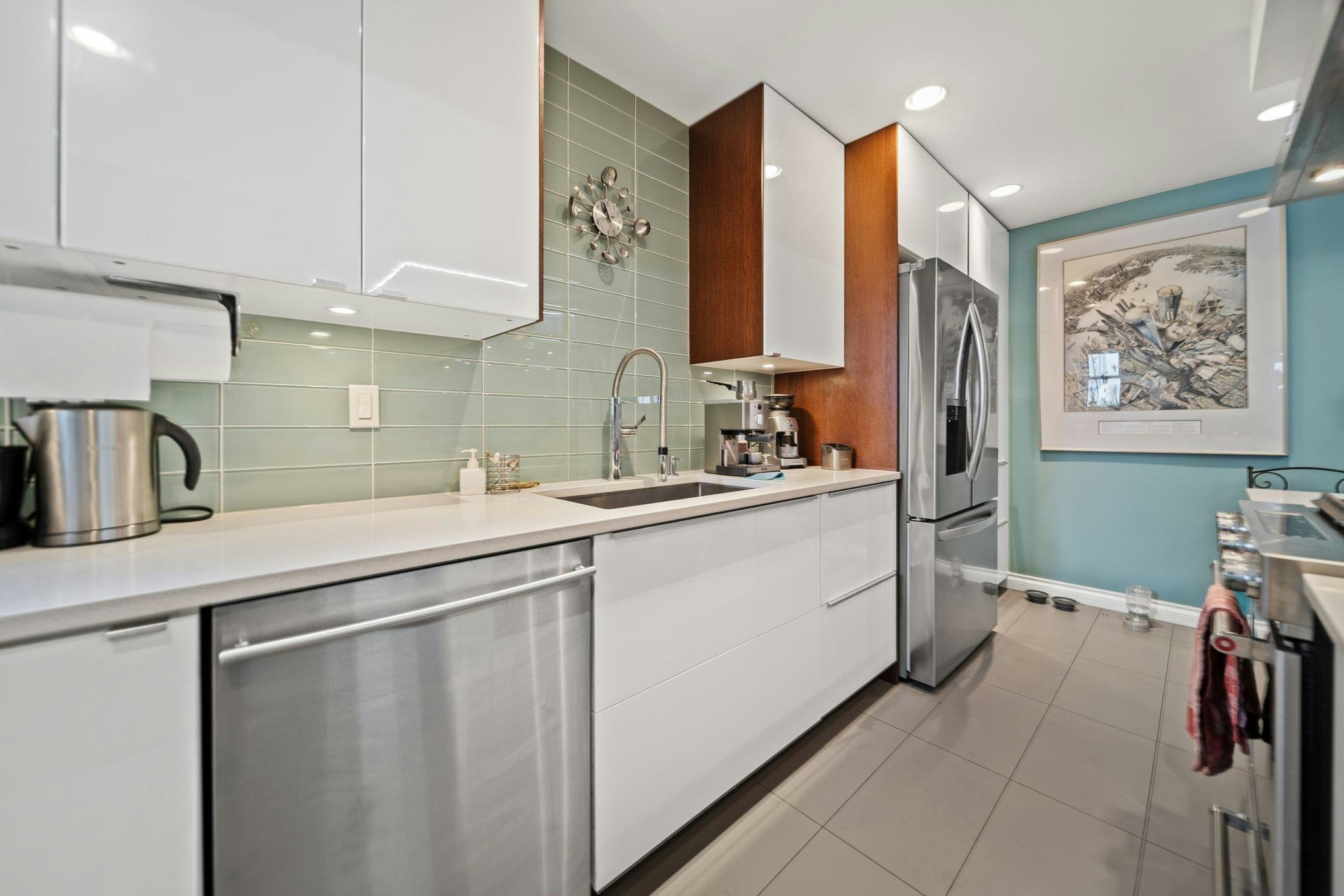 6-1234 W 7th Avenue - 4