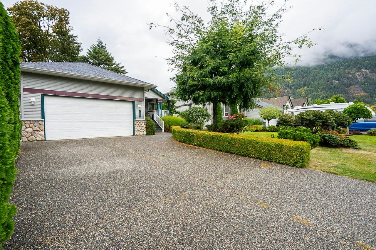 225 Balsam Avenue - 2