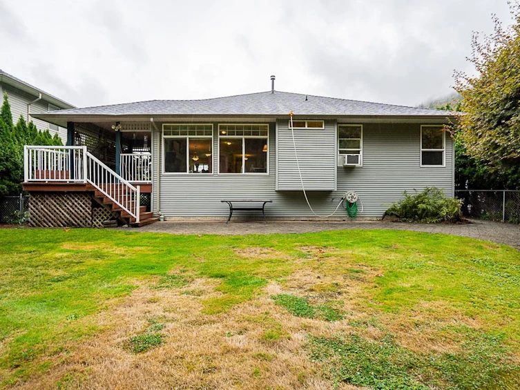 225 Balsam Avenue, Harrison Hot Springs, BC, V0M 1K0 - 38