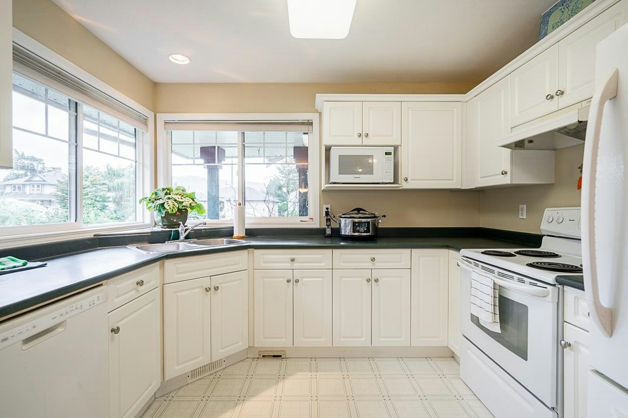 225 Balsam Avenue, Harrison Hot Springs, BC, V0M 1K0 - 14