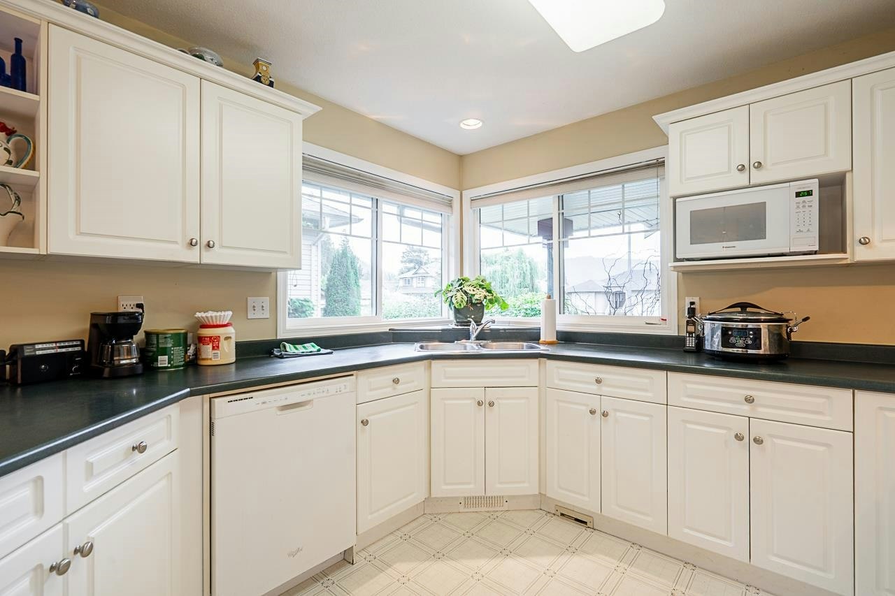 225 Balsam Avenue, Harrison Hot Springs, BC, V0M 1K0 - 15