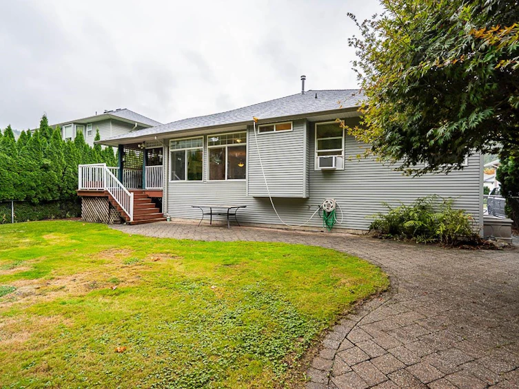 225 Balsam Avenue, Harrison Hot Springs, BC, V0M 1K0 - 39