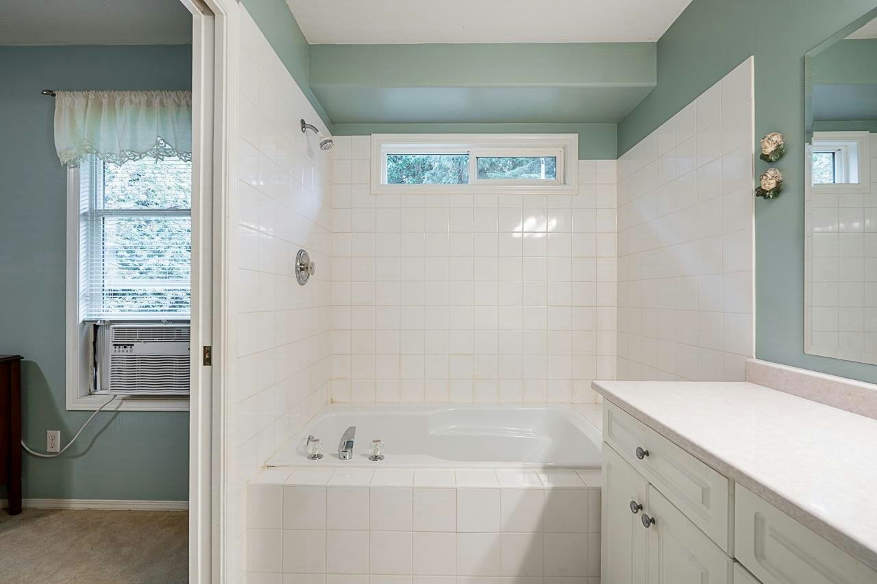 225 Balsam Avenue, Harrison Hot Springs, BC, V0M 1K0 - 24