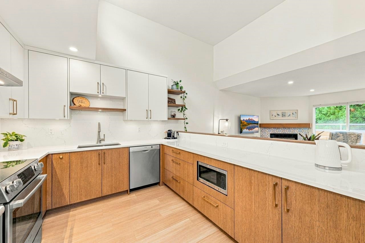 402-3441 Curle Avenue, Burnaby, BC, V5G 4P4 - 15