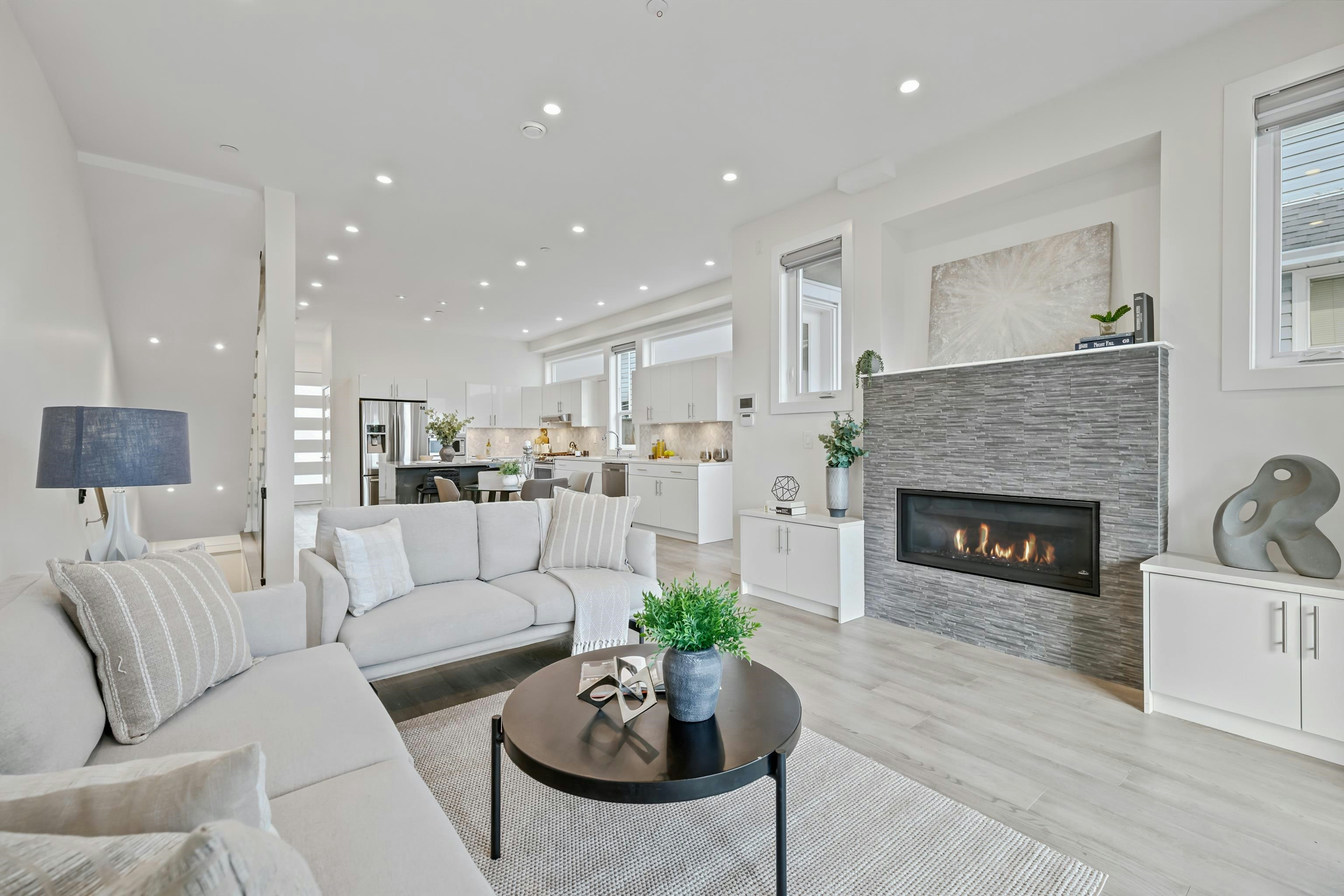 409 W Keith Road, North Vancouver, BC, V7M 1M2