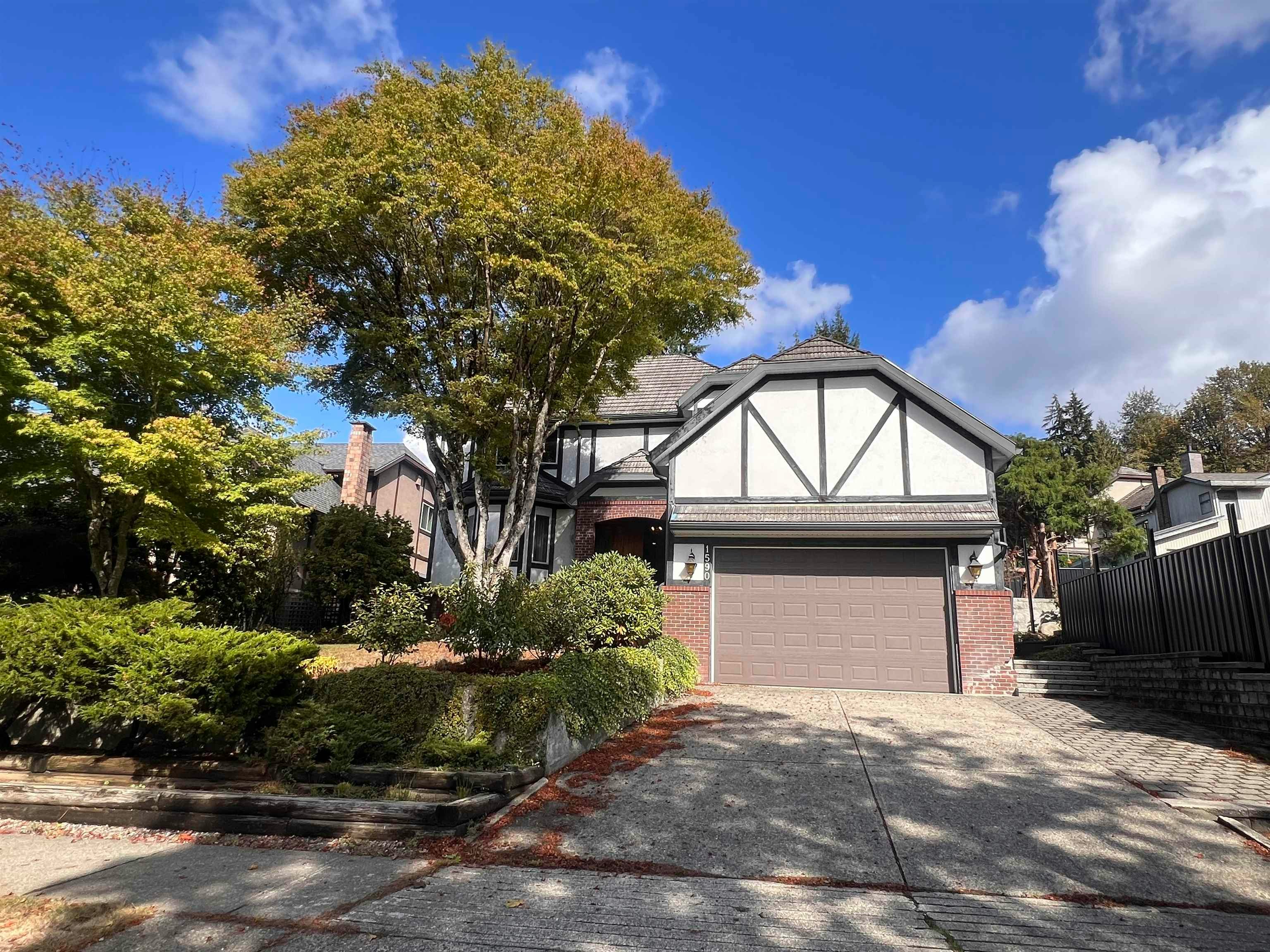 1590 Glen Abbey Drive, Burnaby, BC, V5A 4C8 - 25
