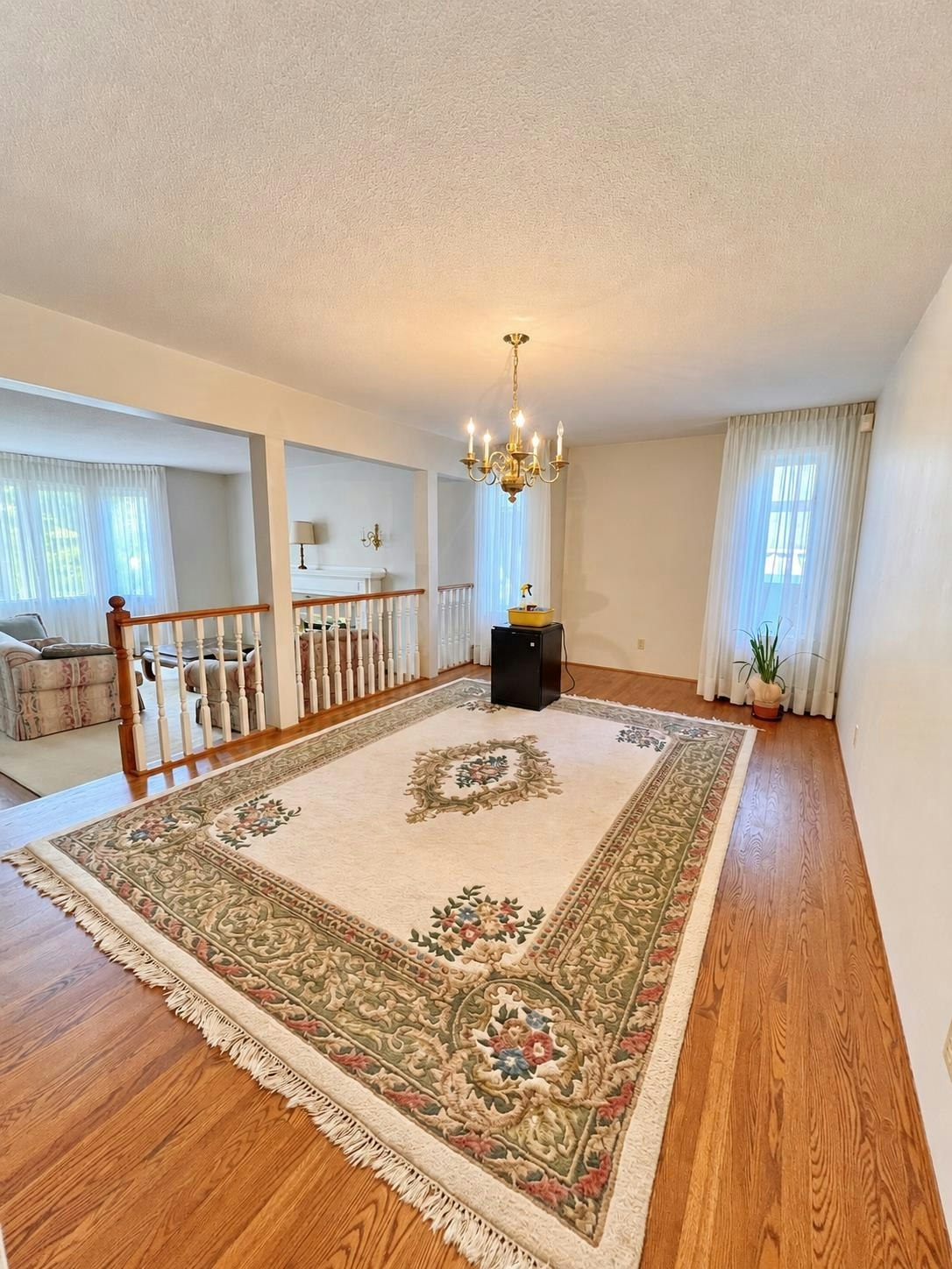 1590 Glen Abbey Drive, Burnaby, BC, V5A 4C8 - 2
