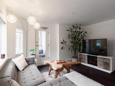 203-370 Carrall Street - 3