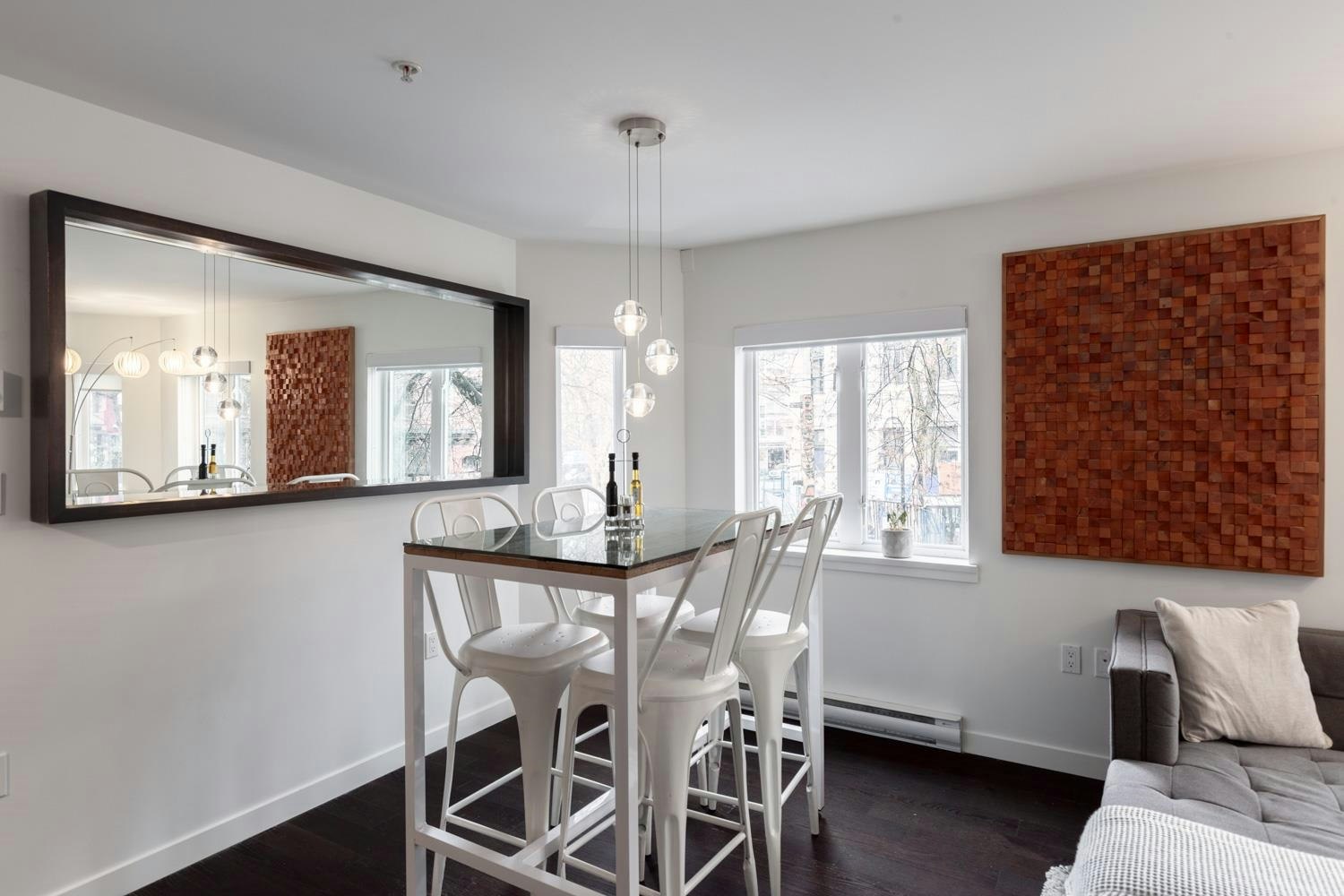 203-370 Carrall Street - 5