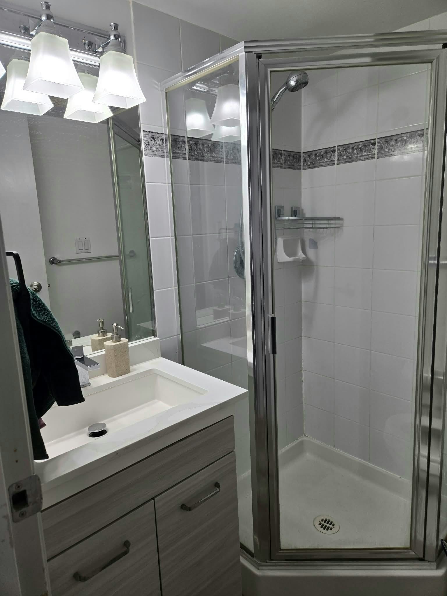 903-822 Homer Street, Vancouver, BC, V6B 6M3 - 10