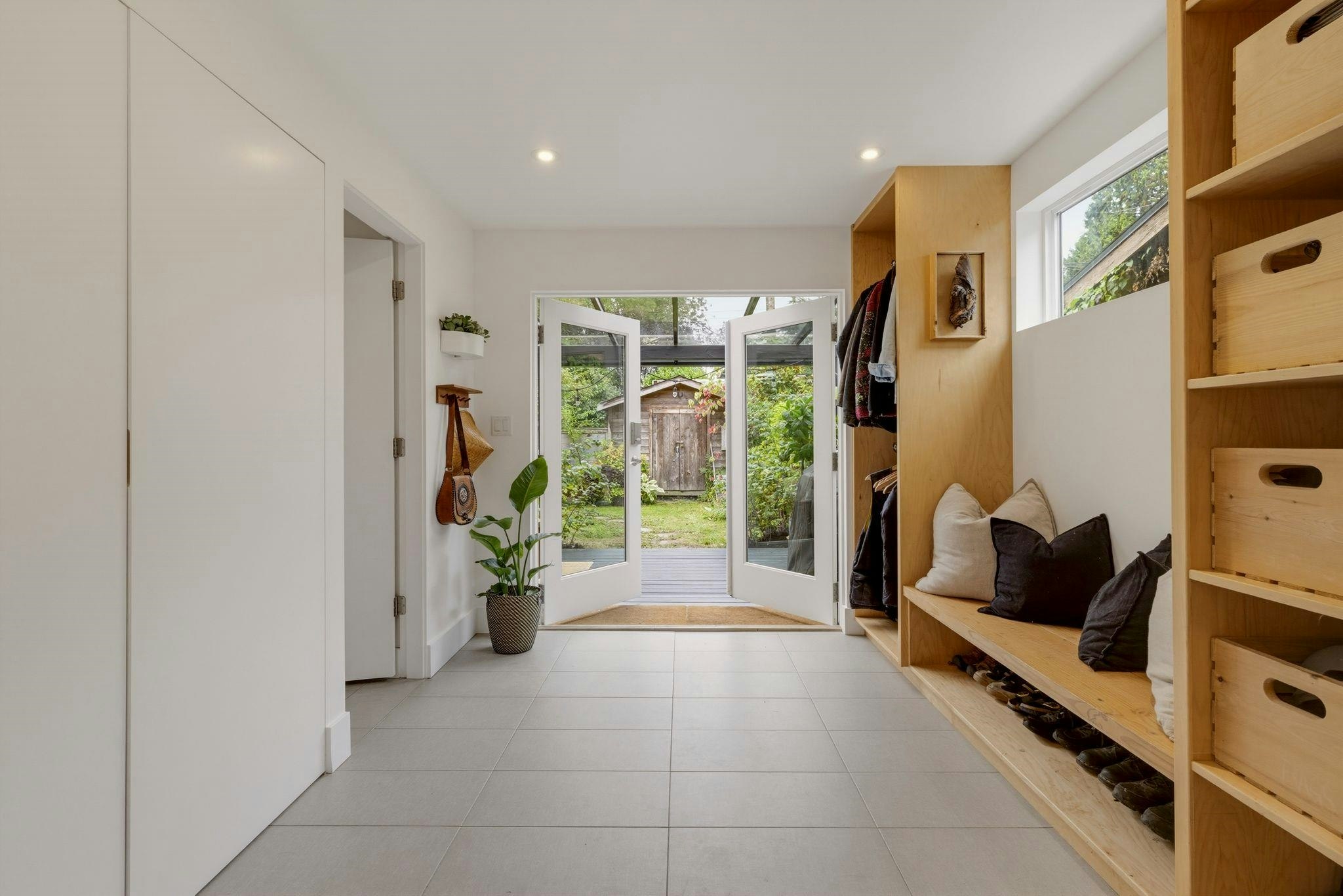 1762 E 15th Avenue, Vancouver, BC, V5N 2G3 - 6