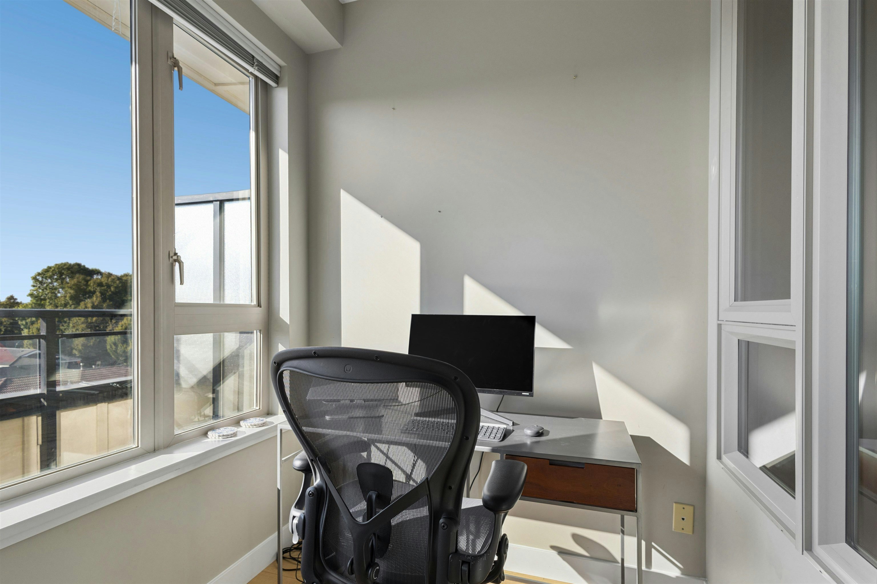 PH9-688 E 17th Avenue, Vancouver, BC, V5V 0A8 - 11