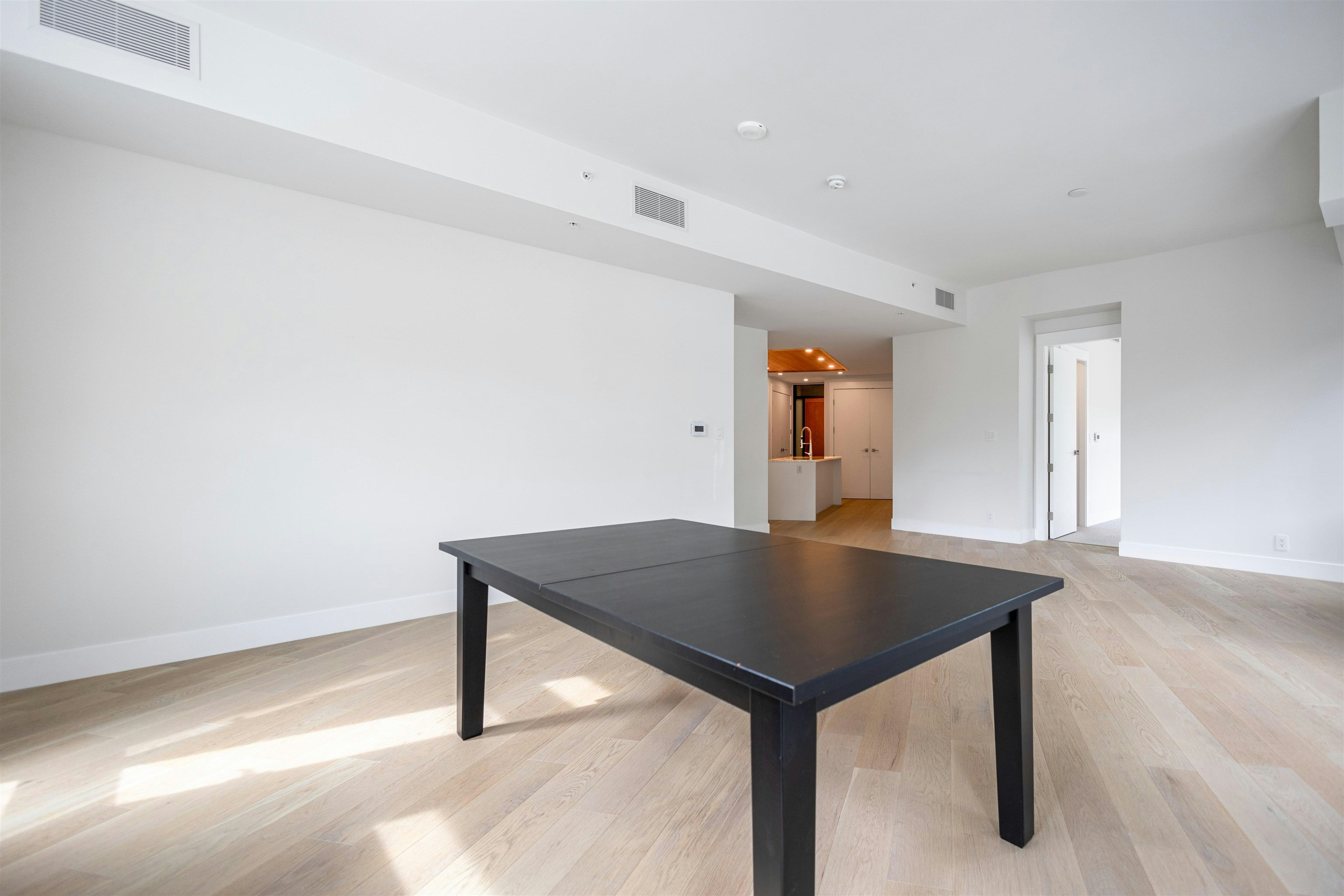 503-6699 Nelson Ave, West Vancouver, BC, V7W 2A5 - 6