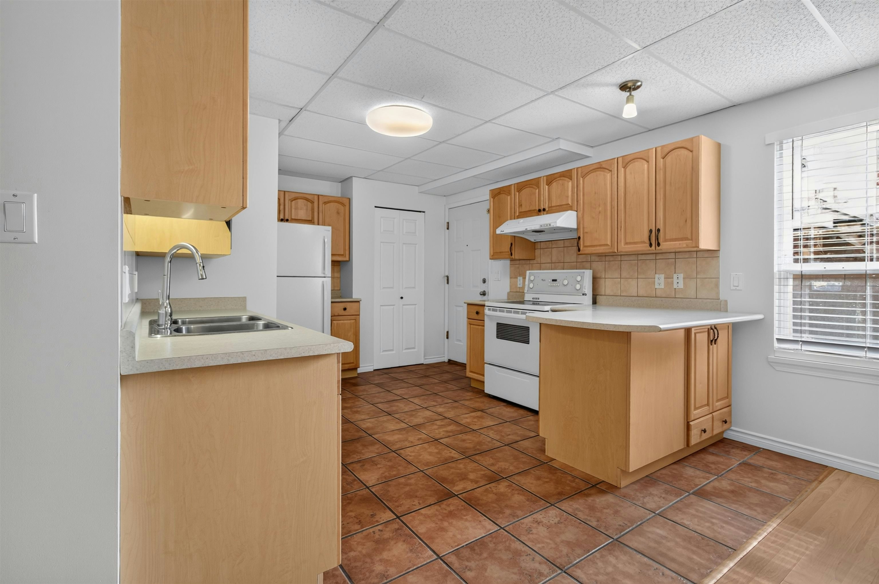 14XX Gallette Place, Coquitlam, BC, V3E 2X1 - 10