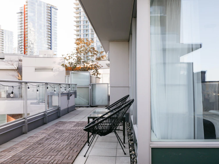 711-618 Abbott Street, Vancouver, BC, V6B 0B9 - 11