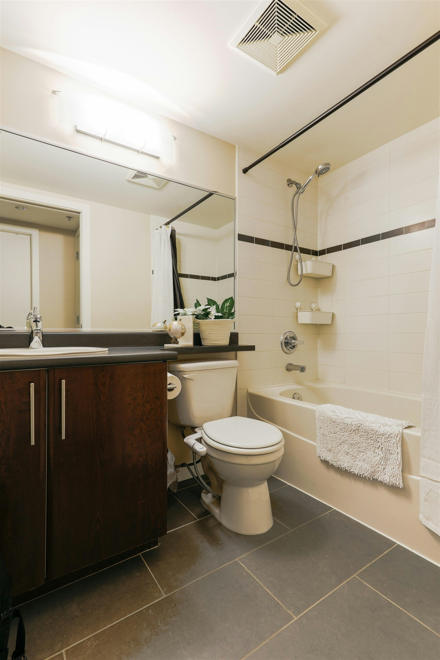 711-618 Abbott Street, Vancouver, BC, V6B 0B9 - 20