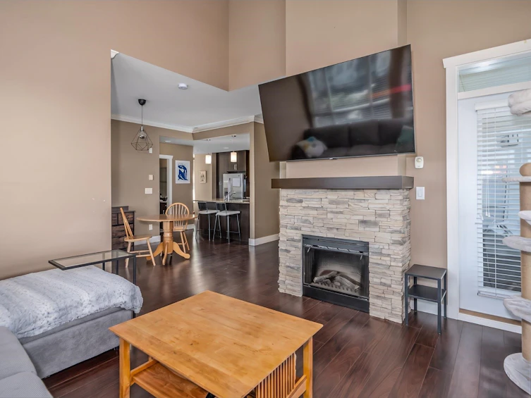 403-3192 Gladwin Road, Abbotsford, BC, V2T 6M9 - 8