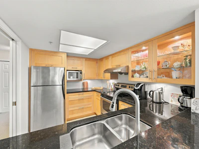 904-200 Newport Drive - 5