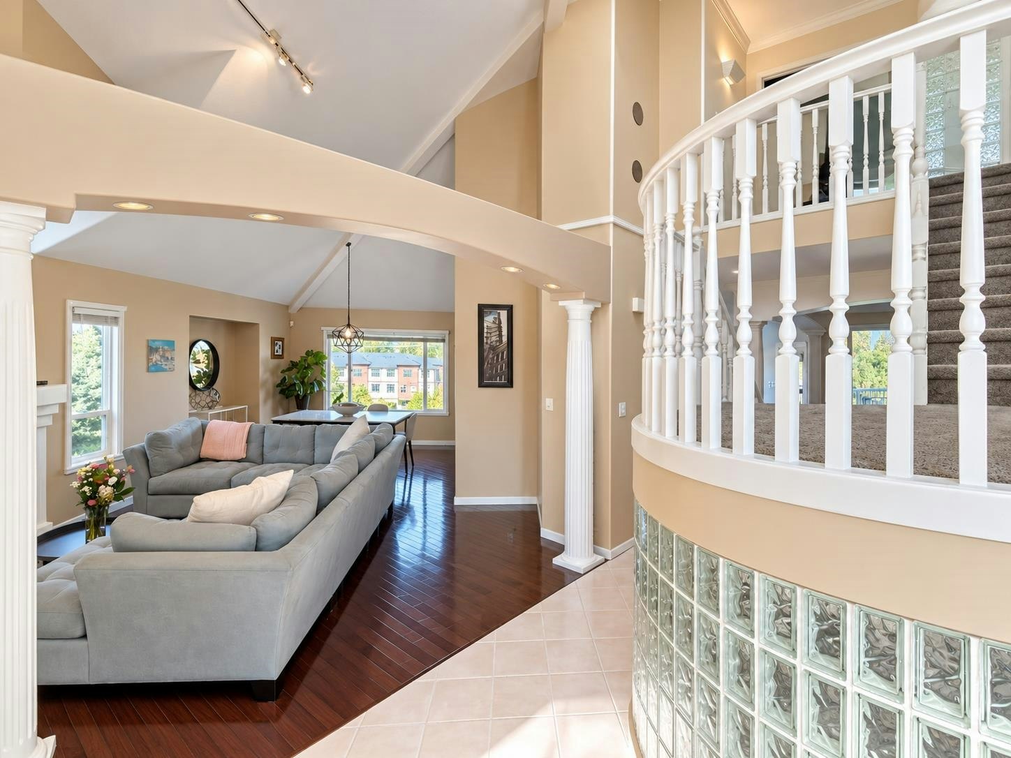 33163 Hawthorne Avenue - 4
