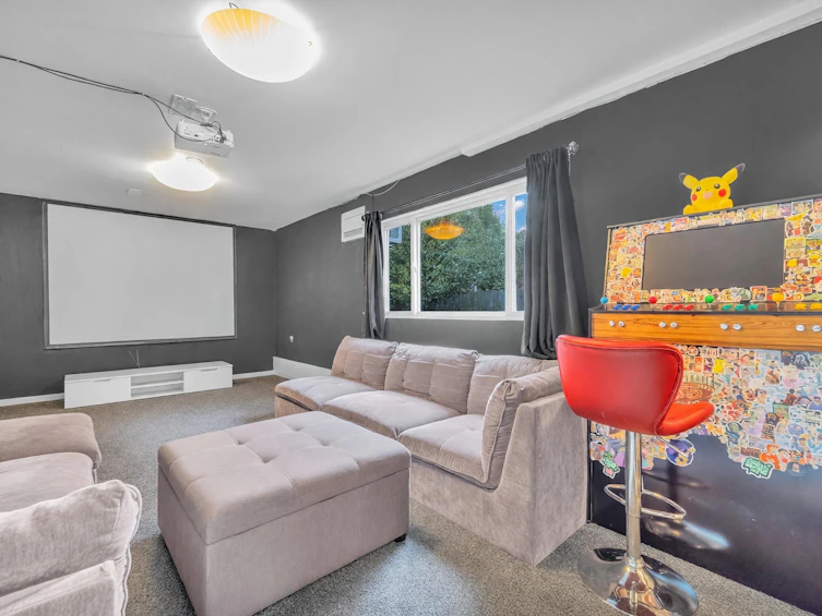 2668 Stellar Court, Coquitlam, BC, V3E 1H1 - 22