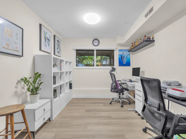 2668 Stellar Court, Coquitlam, BC, V3E 1H1 - 24