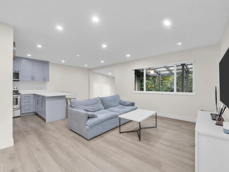2668 Stellar Court, Coquitlam, BC, V3E 1H1 - 4