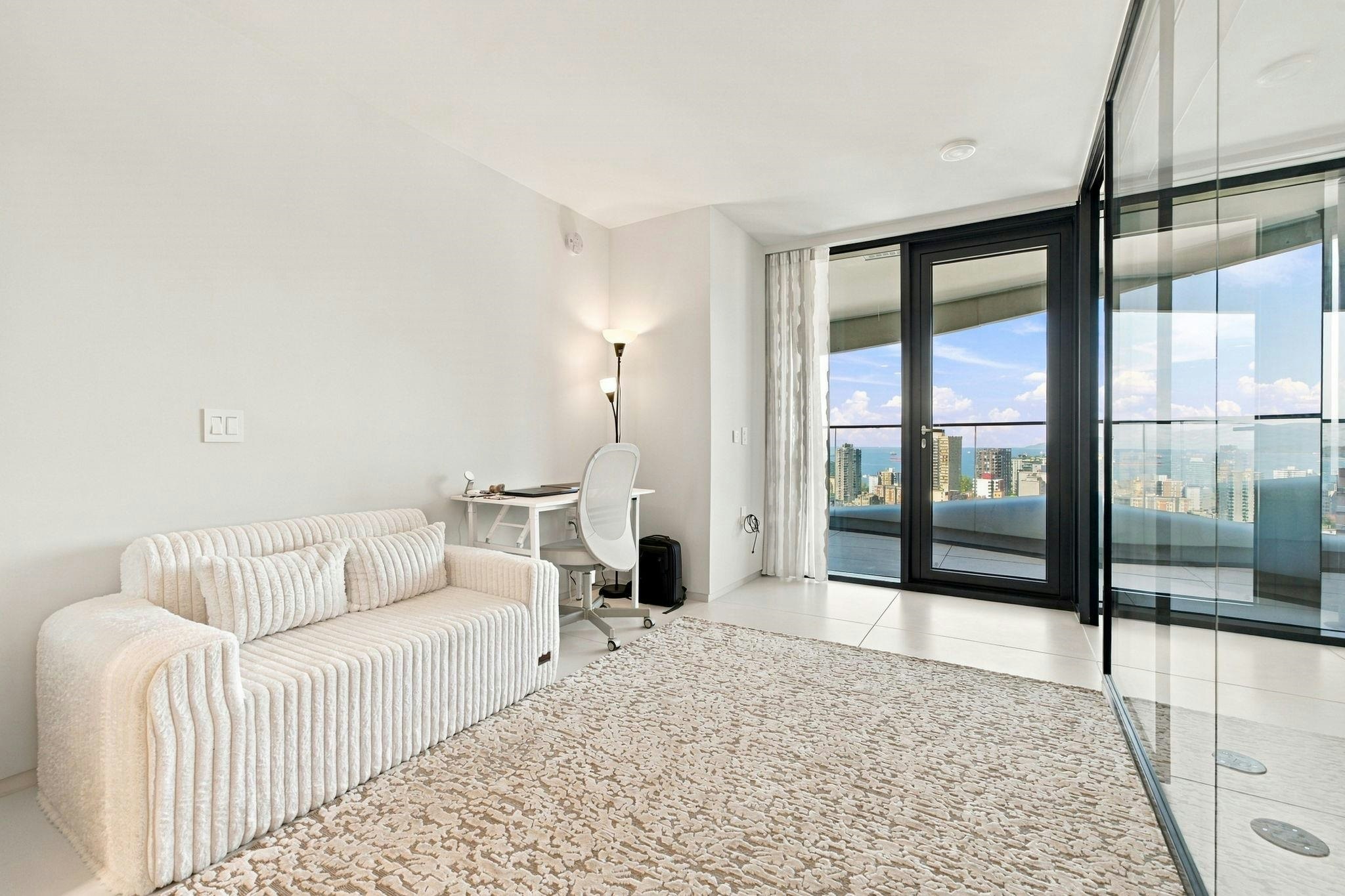 2205-1033 Nelson Street, Vancouver, BC, V6E 0E5 - 2