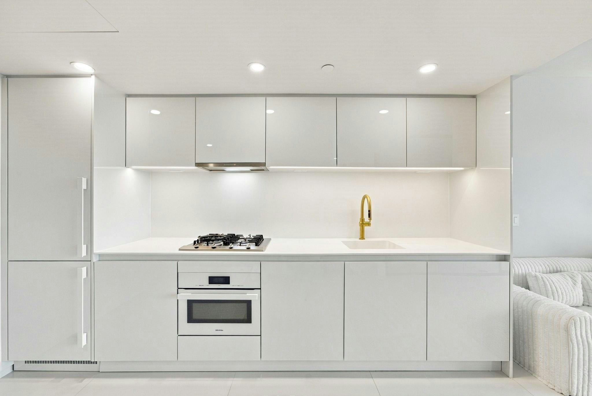2205-1033 Nelson Street, Vancouver, BC, V6E 0E5 - 11
