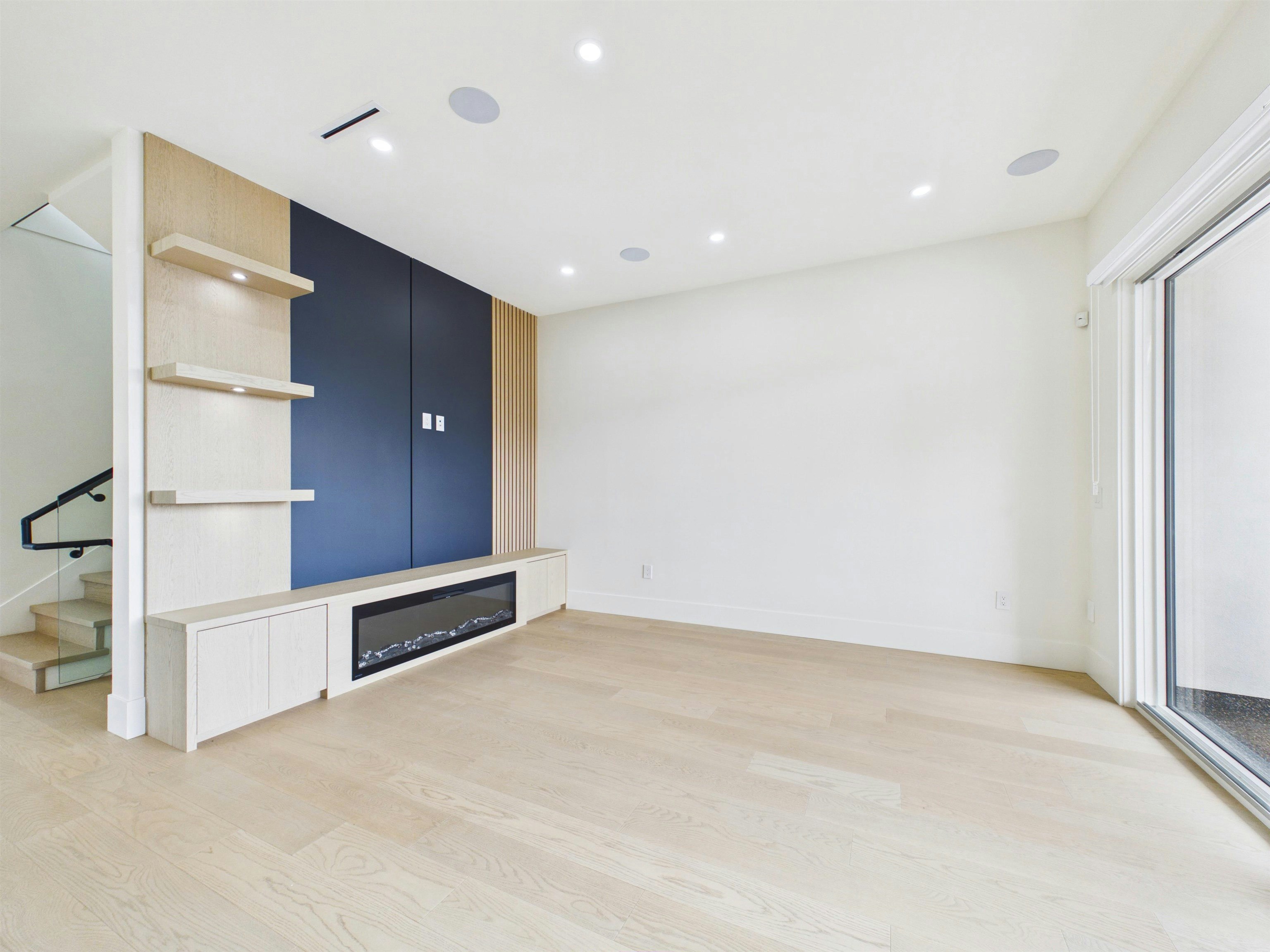 1-6512 Grant Street, Burnaby, BC, V5B 2K8 - 14