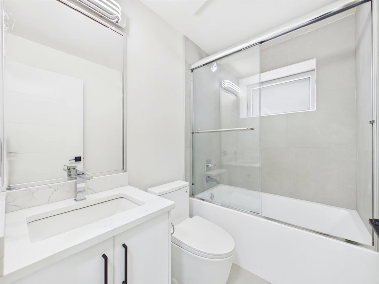 1-6512 Grant Street, Burnaby, BC, V5B 2K8 - 36