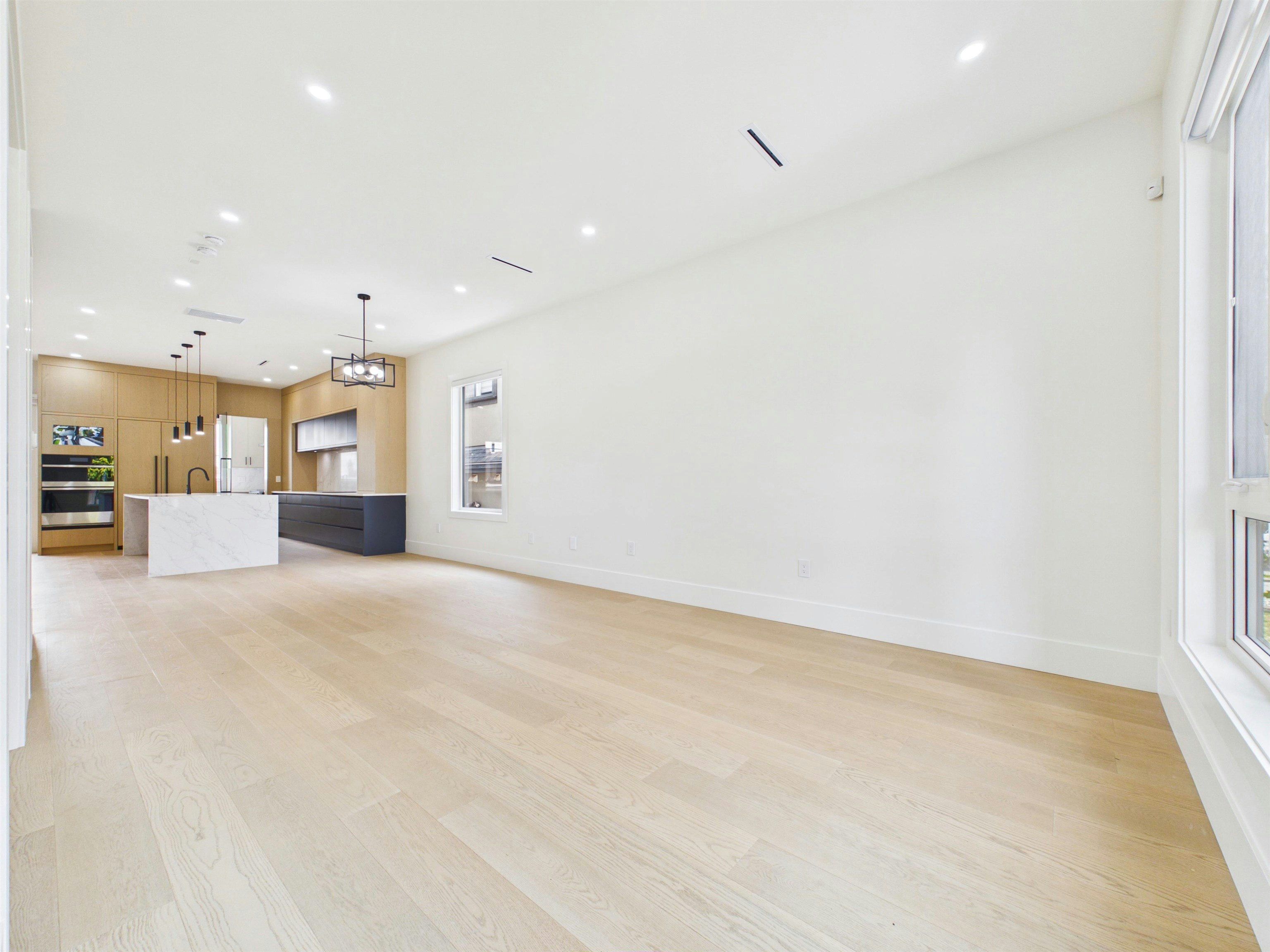 1-6512 Grant Street, Burnaby, BC, V5B 2K8 - 3