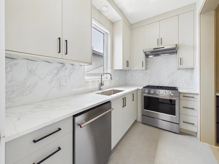 1-6512 Grant Street, Burnaby, BC, V5B 2K8 - 13
