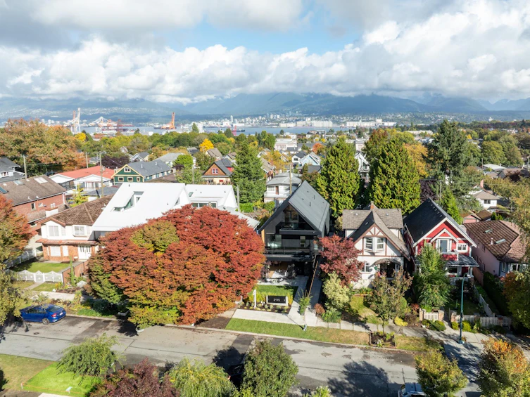 1-2145 Napier Street, Vancouver, BC, V5L 2P1 - 39