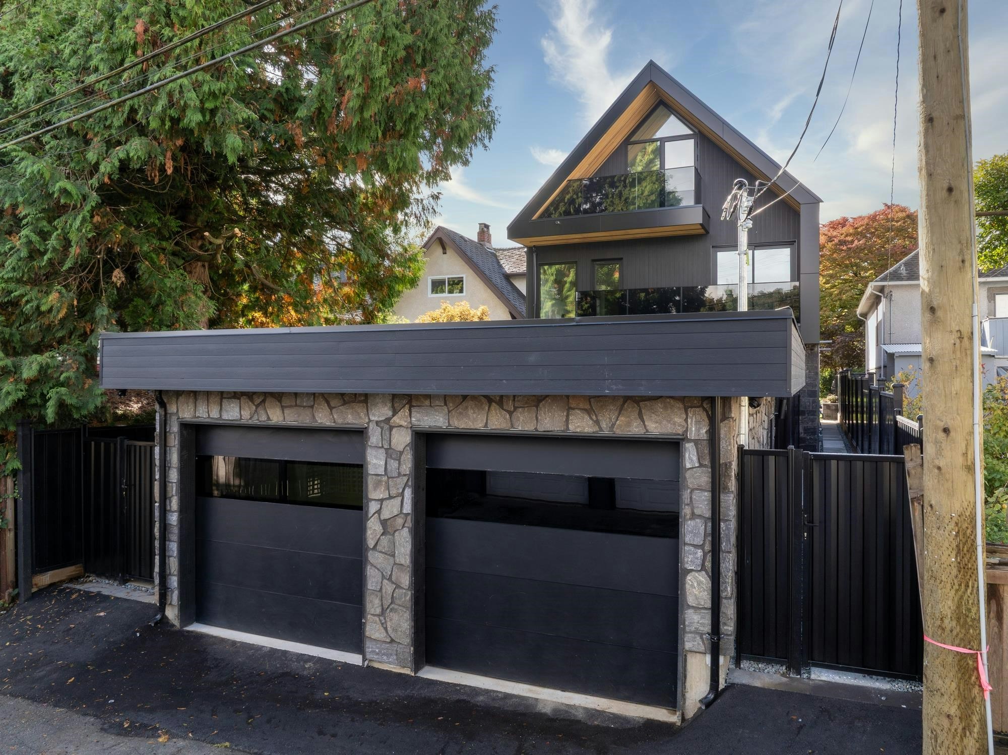 1-2145 Napier Street - 5