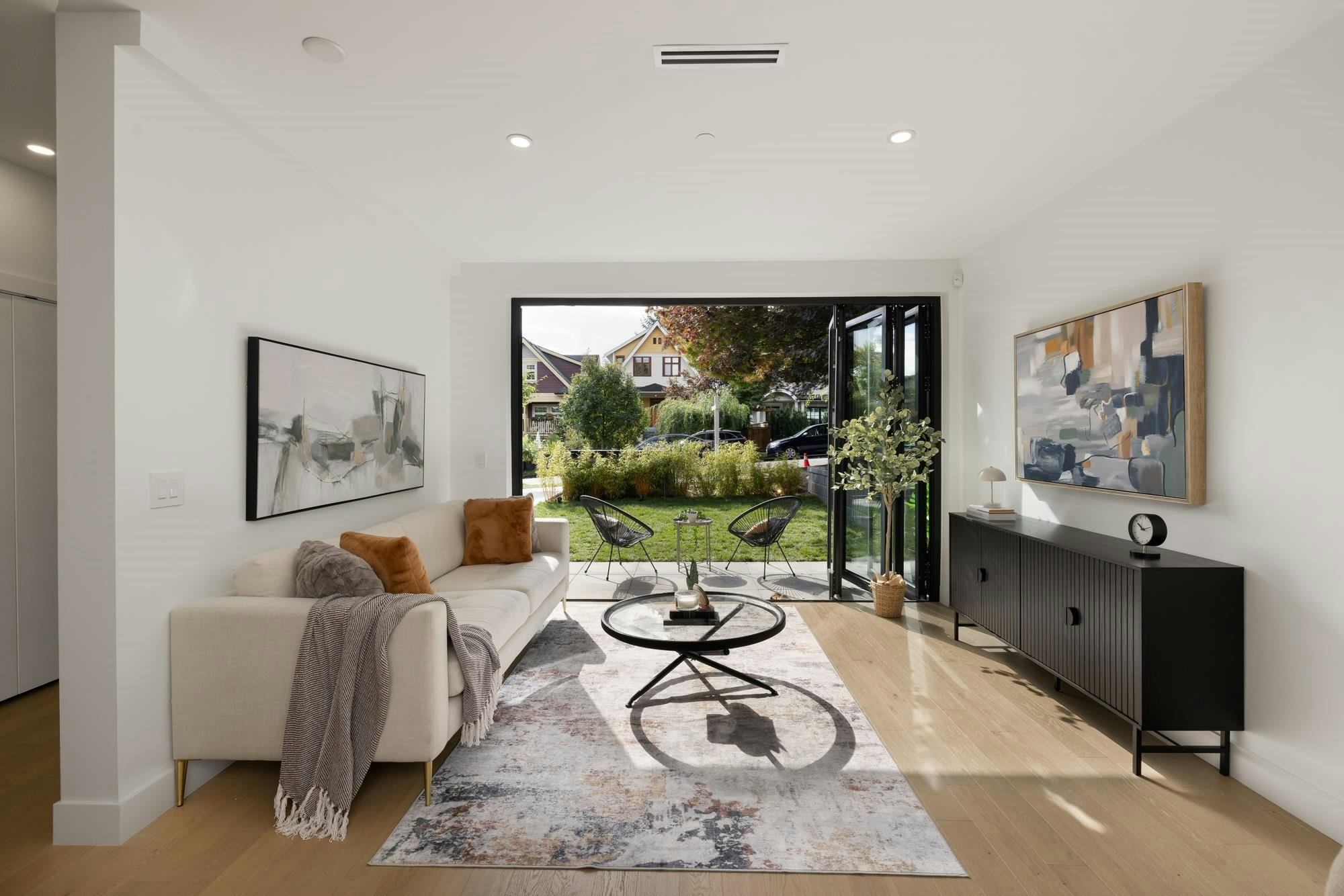 1-2145 Napier Street, Vancouver, BC, V5L 2P1 - 8