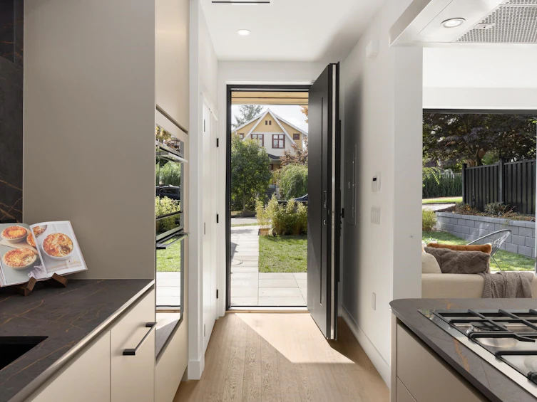 1-2145 Napier Street, Vancouver, BC, V5L 2P1 - 18