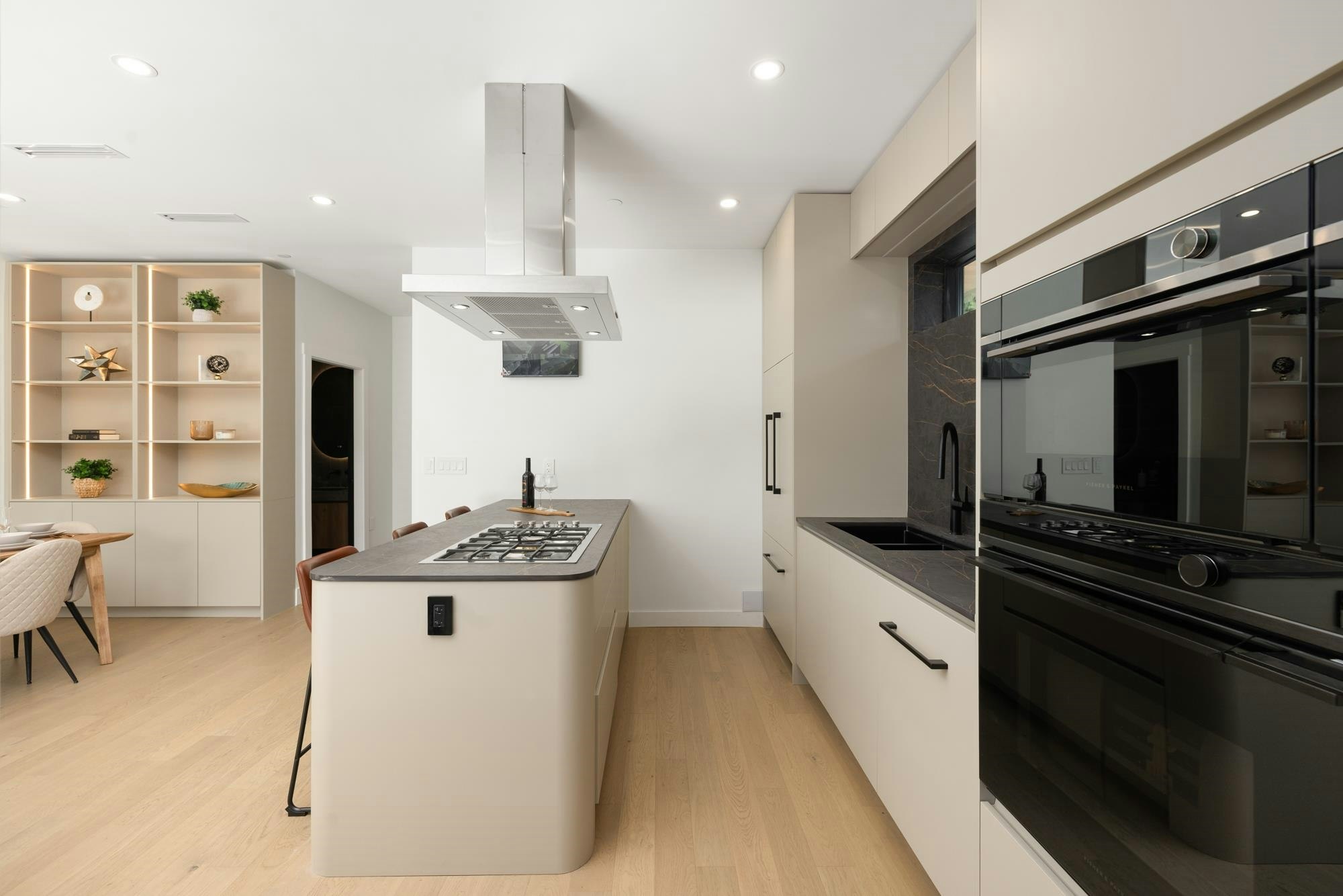 1-2145 Napier Street, Vancouver, BC, V5L 2P1 - 17