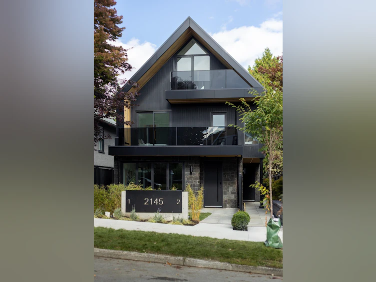 1-2145 Napier Street, Vancouver, BC, V5L 2P1 - 35