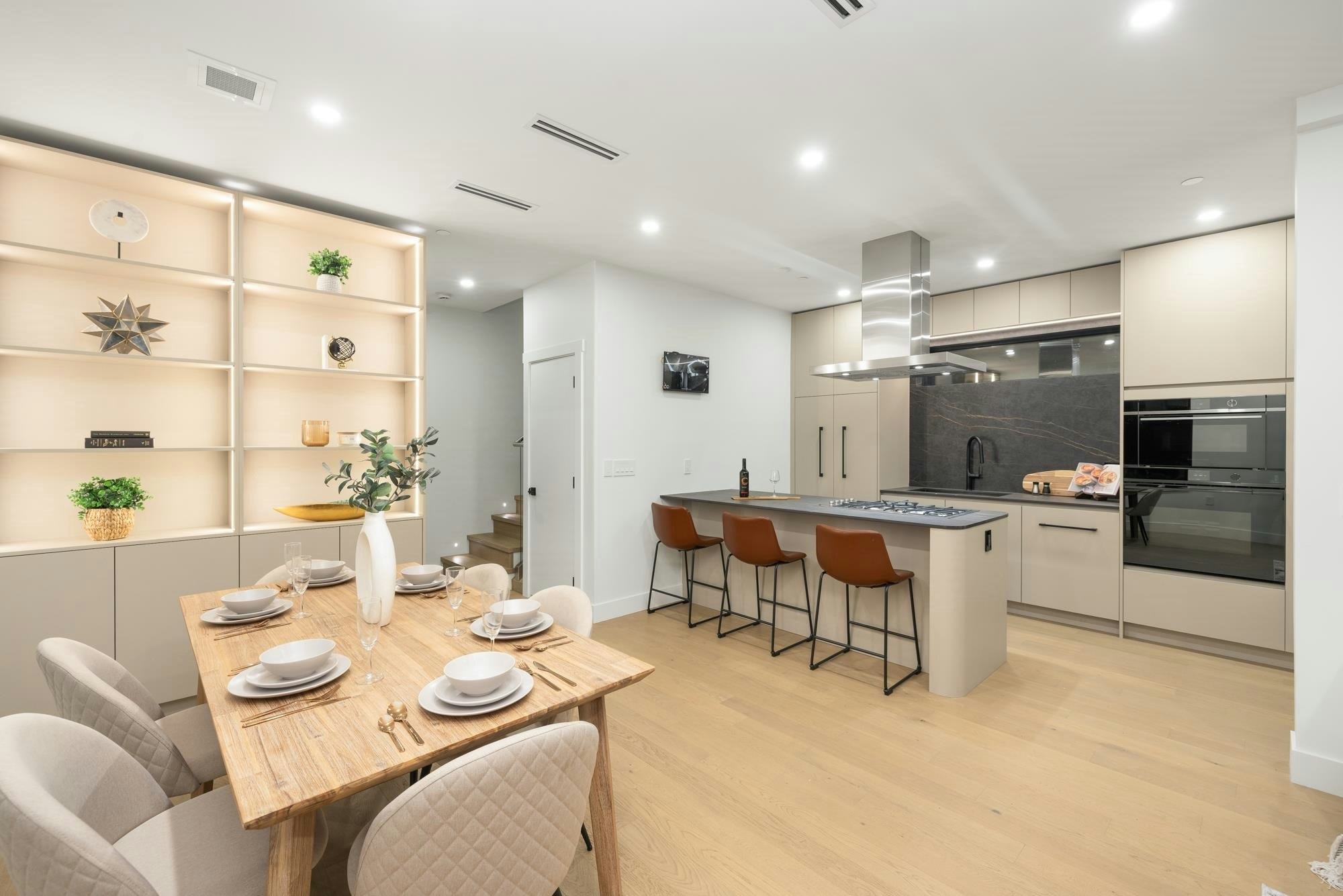 1-2145 Napier Street, Vancouver, BC, V5L 2P1 - 14