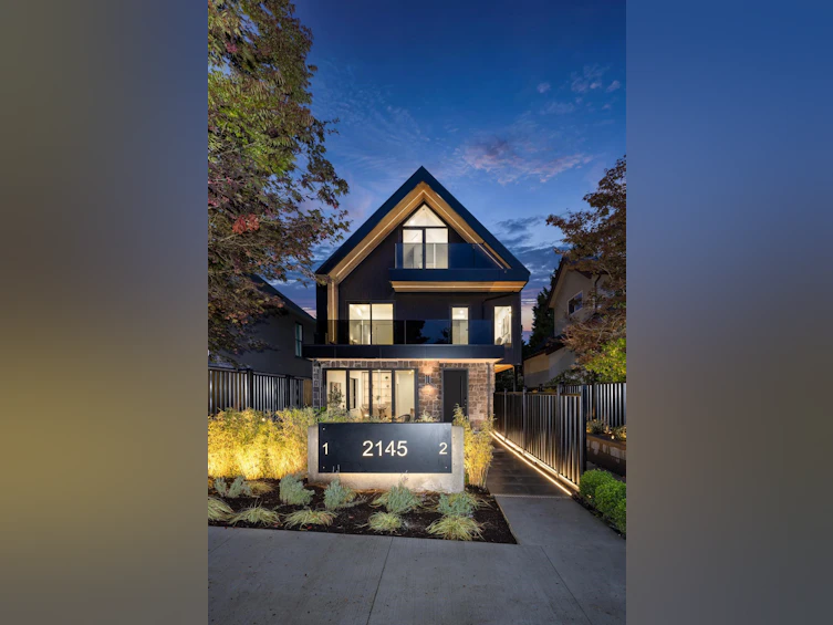 1-2145 Napier Street, Vancouver, BC, V5L 2P1 - 38