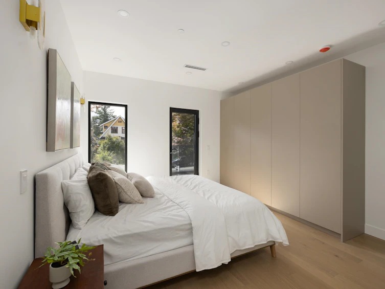 1-2145 Napier Street, Vancouver, BC, V5L 2P1 - 24