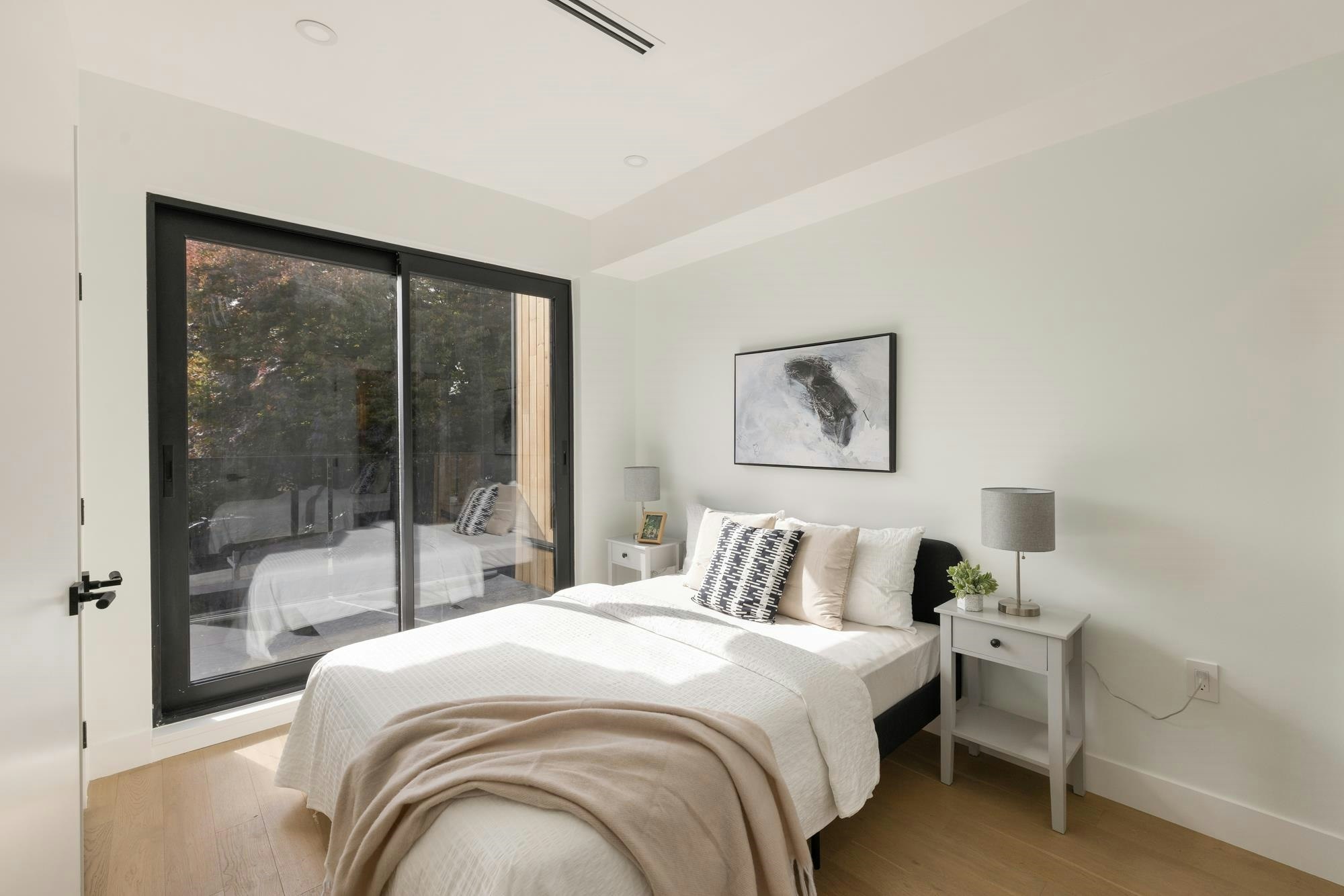 1-2145 Napier Street, Vancouver, BC, V5L 2P1 - 26