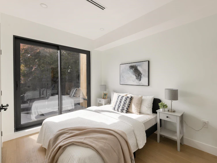 1-2145 Napier Street, Vancouver, BC, V5L 2P1 - 26