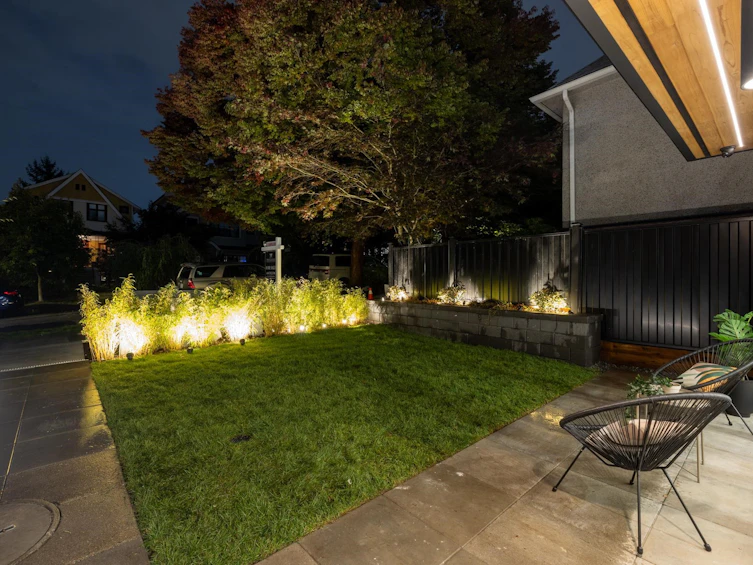 1-2145 Napier Street, Vancouver, BC, V5L 2P1 - 7
