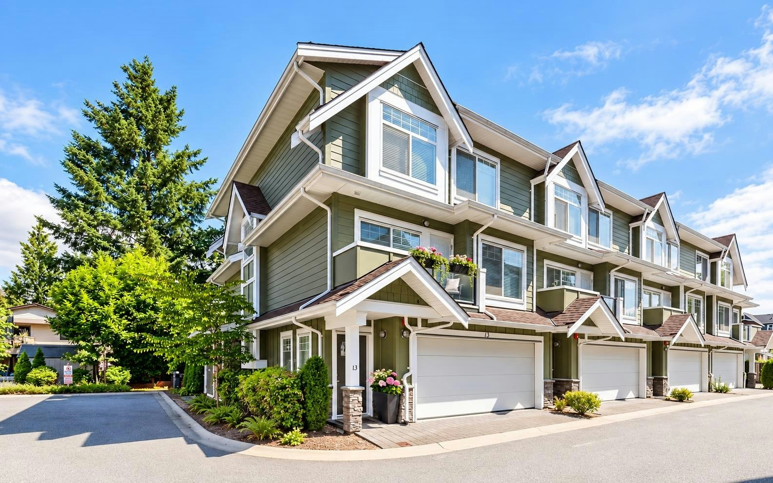 13-2183 Prairie Avenue - 2