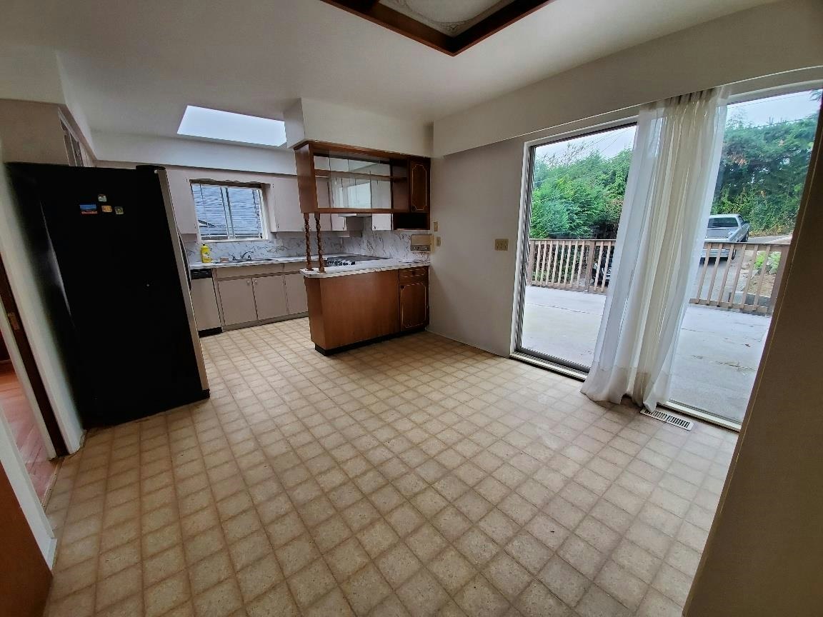 Upper-644 W 14th Street, North Vancouver, BC, V7M 1R2 - 6