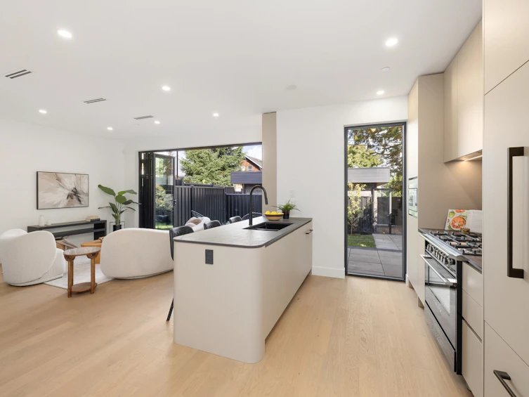 2-2145 Napier Street, Vancouver, BC, V5L 2P1 - 14
